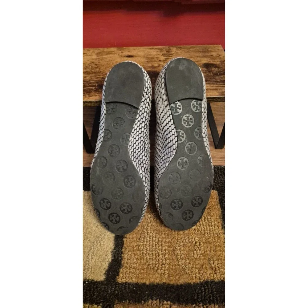 Tory Burch Size 9 Or 9.5 (READ) Reva Calf Hair Snake Print Flats Black White
